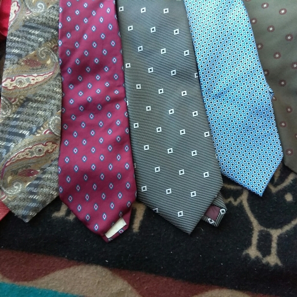Bundle of 6 Ties - Picture 8 of 8